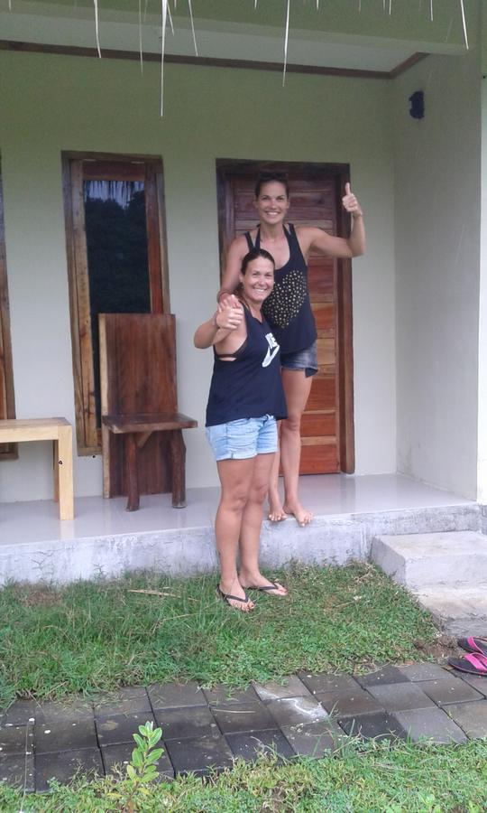 Village Corner Homestay Kuta  エクステリア 写真