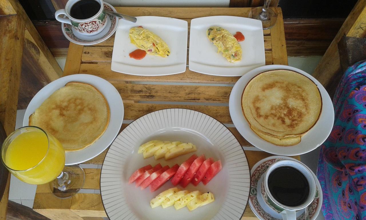 Village Corner Homestay Kuta  エクステリア 写真
